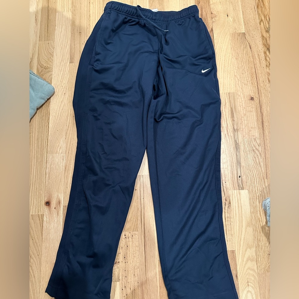 Navy Nike men’s workout pants